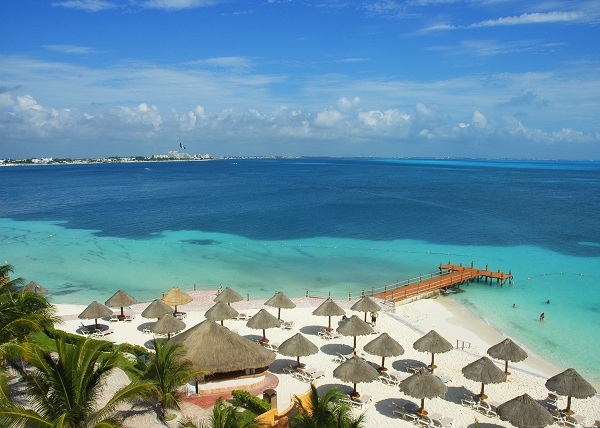 cancun-spring-break-beach