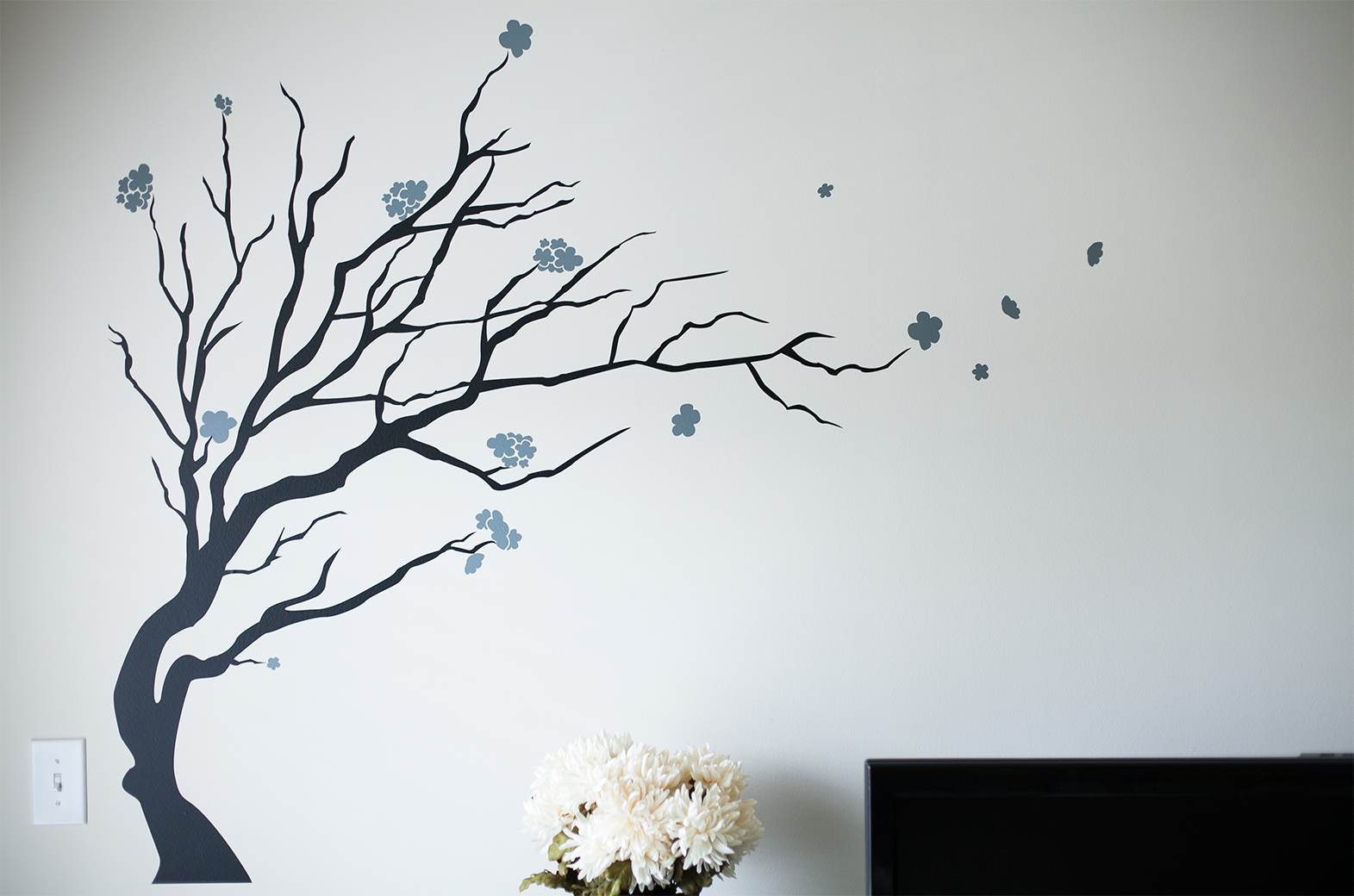 20130531_ForRent_Homes_DIY_Wall_Decal_1