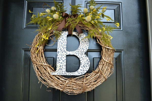 ForRent_Wreath_Top_Floral_with_letter[1] 600