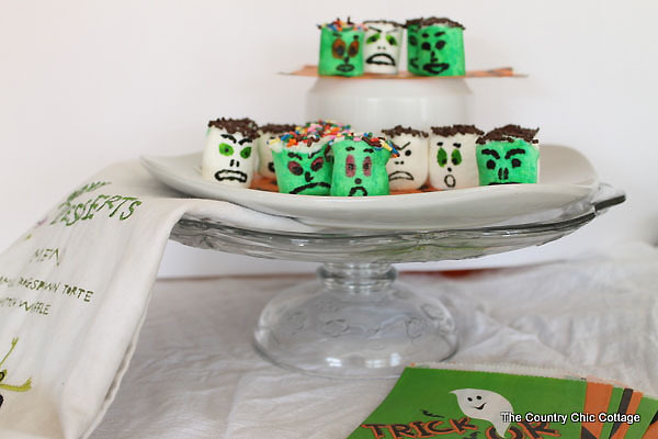Fall Favorites spooky monster marshmallows ForRent.com So many great ideas for fall entertaining, cooking, and decor!