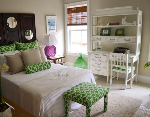 I love using benches, they are so functional as seating, storage, tables and more, here's some ideas for you! Benches End of Bed