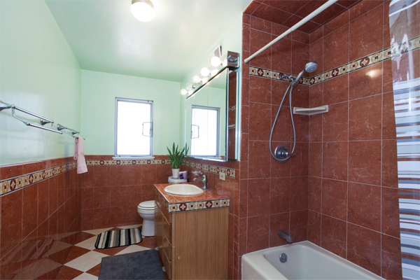 Stylize your apartment space to make it feel like home with these great ideas! stylizing apartment shower head