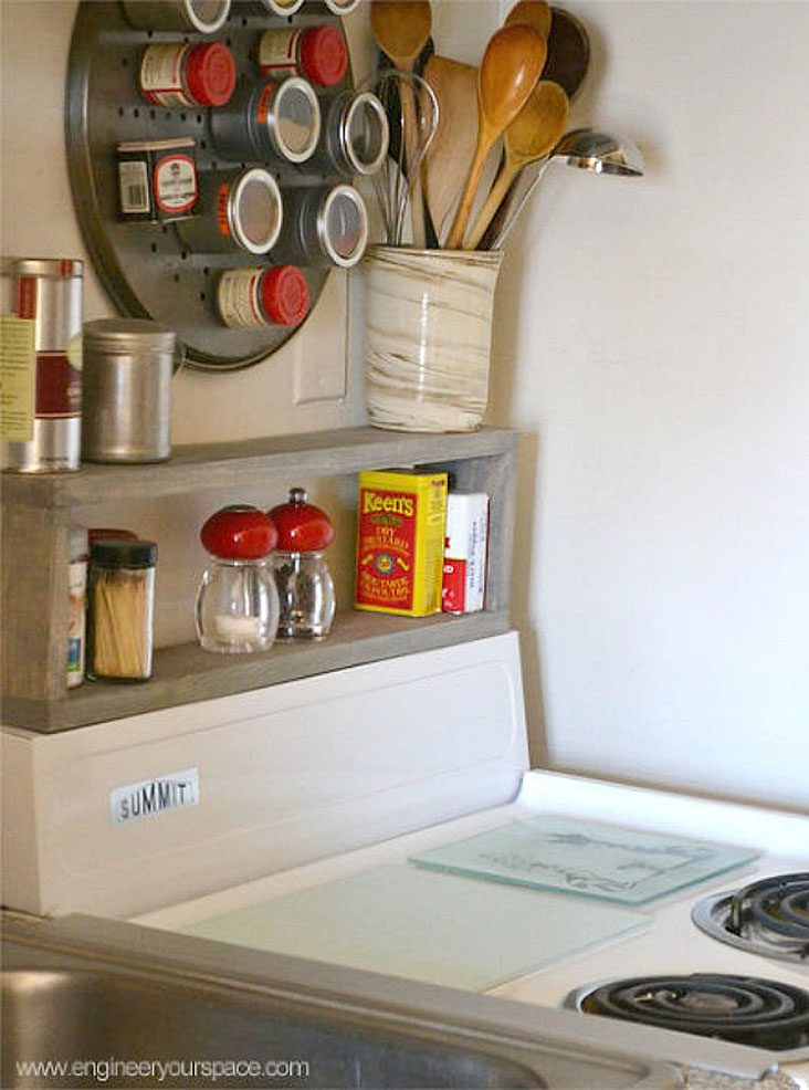 clever kitchen above stove