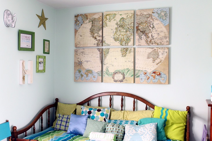 Statement Pieces Above the Headboard 03