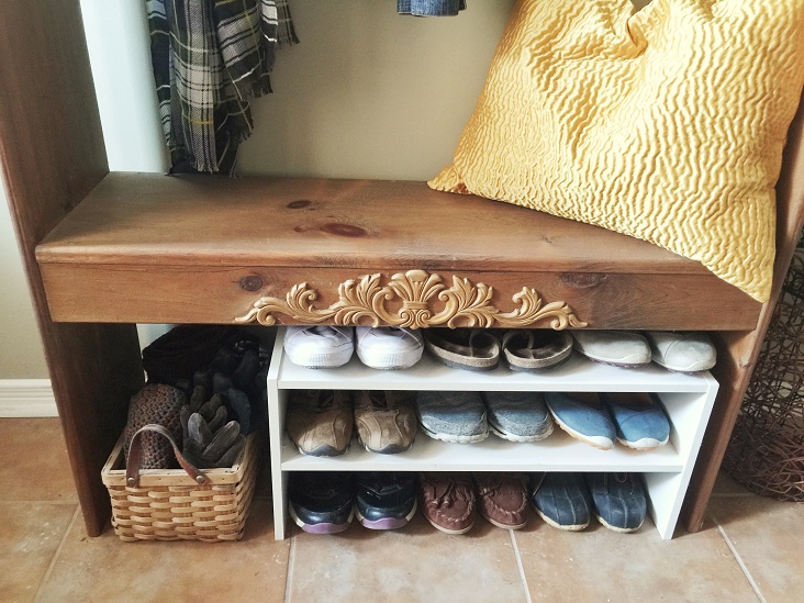 Entryway Storage 02