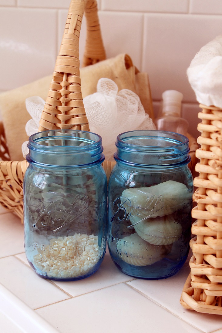 Useful Bathroom Decor 02