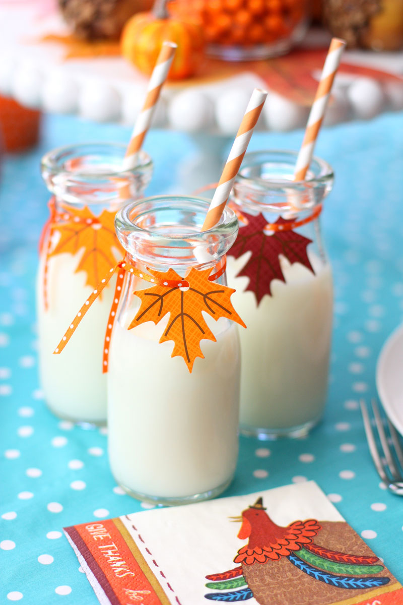 30+ DIY and Dollar Store Thanksgiving Table Decorations (Kid's table