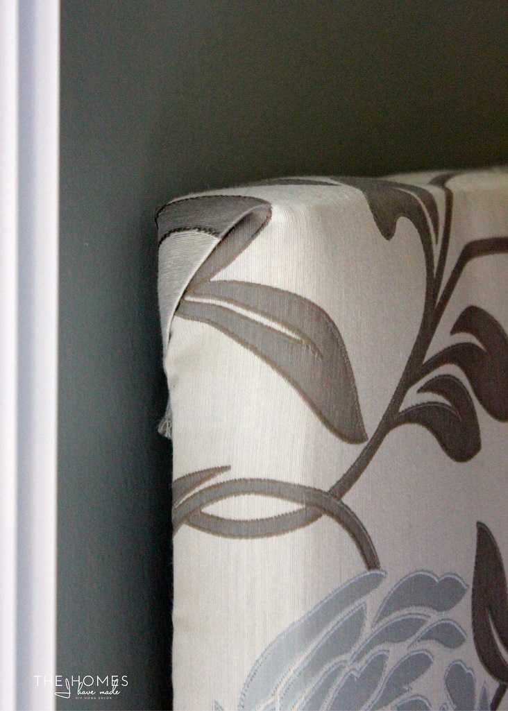 5 Easy Ways to Dress Up Your Bedroom-07