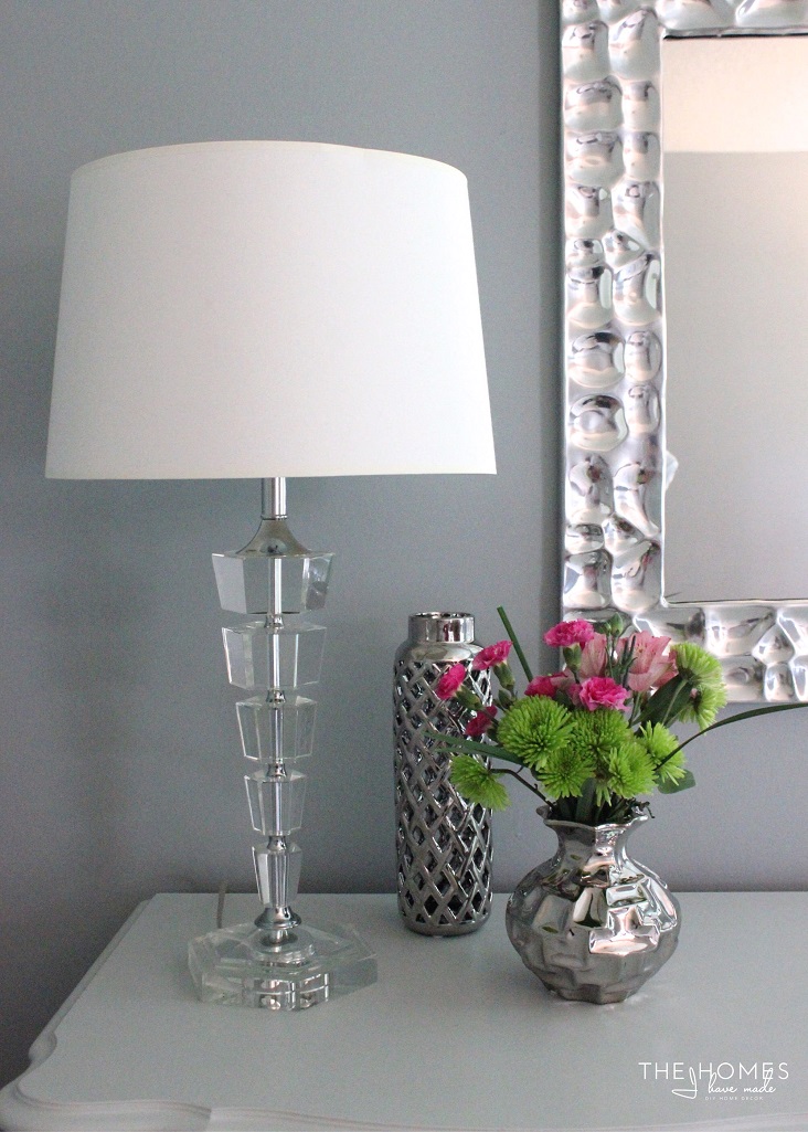 5 Easy Ways to Dress Up Your Bedroom-10