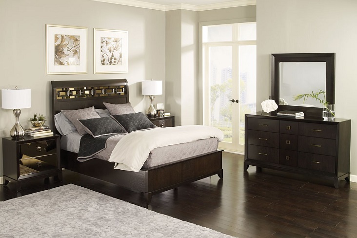 Wow of White Bedroom 1