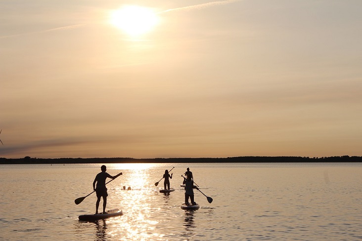 kayak-places-paddleboard