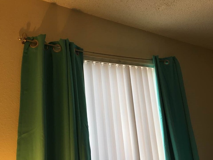 Diy Damage Free Curtain Hanging Tips Forrent