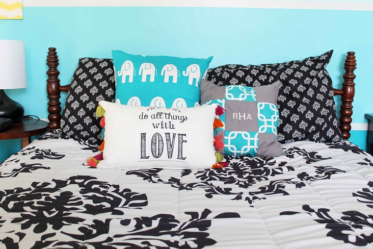 10 Things to Do When Guests Are on Their Way