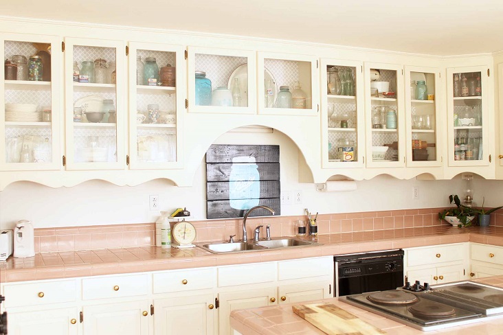 10 Things to Do When Guests Are on Their Way