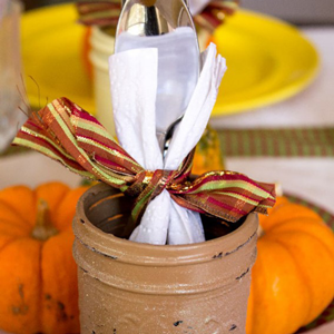 How to Create a Table Setting Using Mason Jars