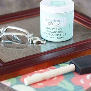 Upcycled Frame to Decorative Tray