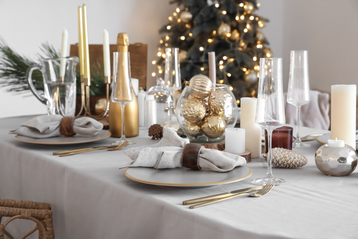 Holiday Table Décor That Won’t Break the Bank