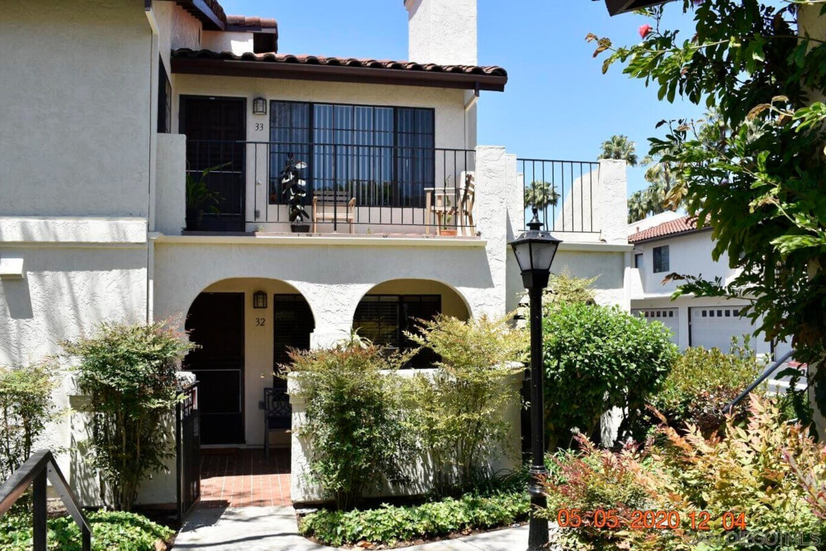 Townhomes in University City are close to UC San Diego.
