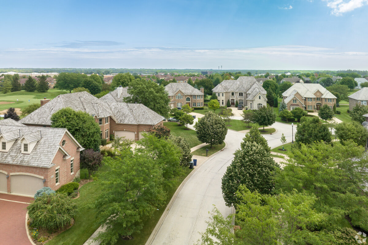 Suburbs in Vernon Hills, IL